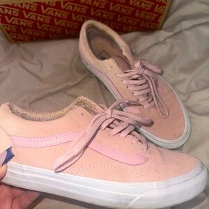 VANS “Peachskin”